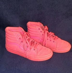 Kids Vans high tops size 1 hot pink 💟